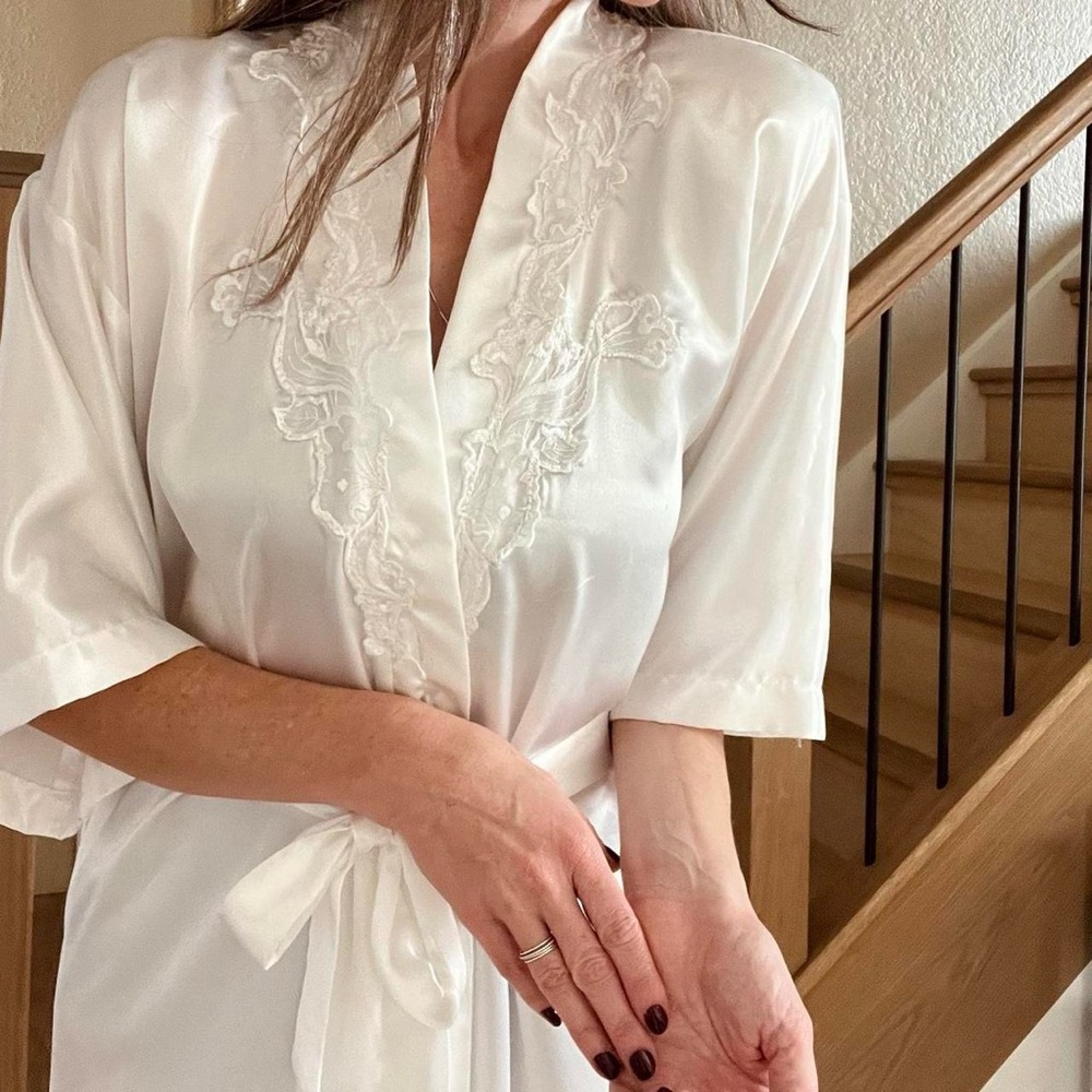 Vintage Long Satin and Lace Dressing Robe perfect for bridal / wedding day